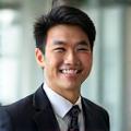 営業部長 鈴木 大輔